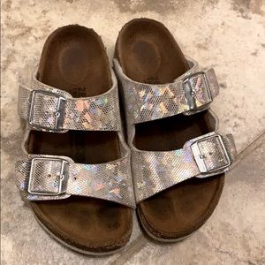 Kids Birkenstocks size 28